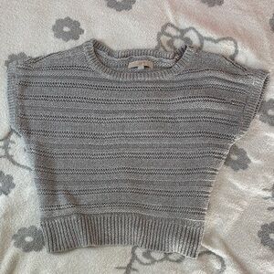 Women’s loft bat wing style top